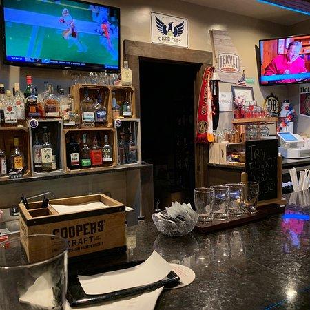 Chase's Grille and Wingery